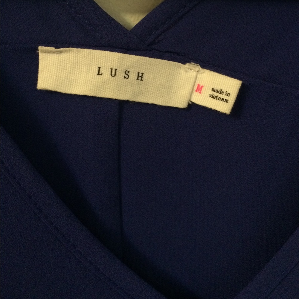Simple Lush top - Picture 3 of 4