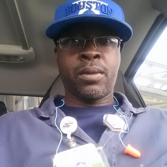 Meet your Posher, Andrew - Picture 1 of 1