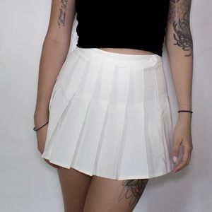 American apparel white tennis skirt