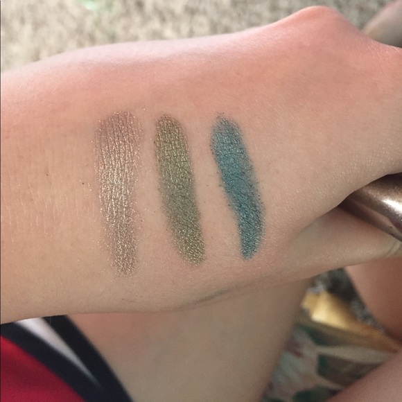 BareMinerals eyeshadow sticks - Picture 2 of 3