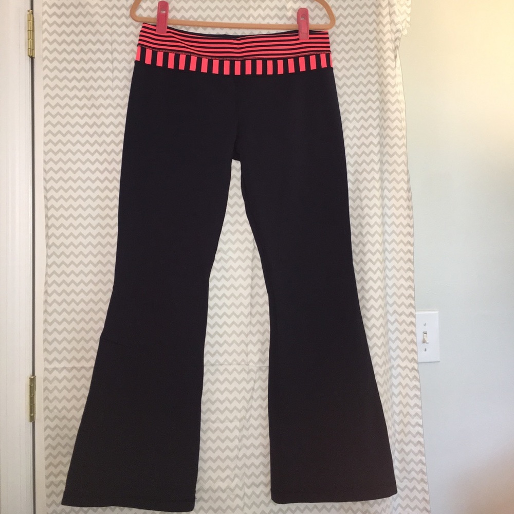 Lululemon flare yoga pants