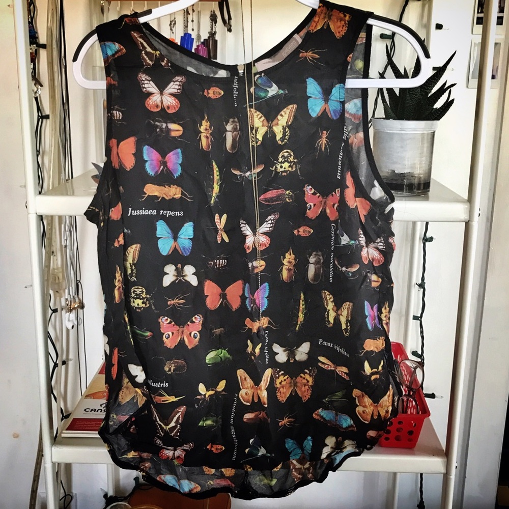🦋 ADORABLE BUTTERFLY TANK 🦋 Forever21