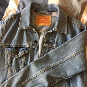 Levi's Denim Trucker Jacket Light Wash