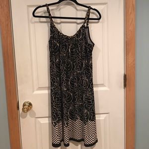 Beautiful, fancy dress with nice designs!