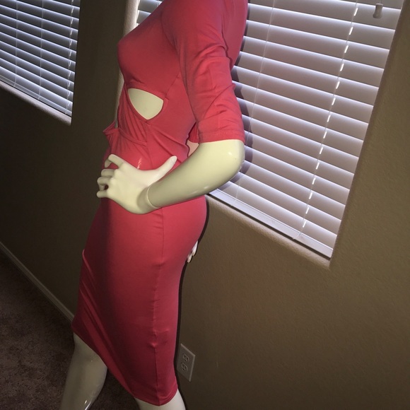 Paprika bobycon midi dress - Picture 2 of 3