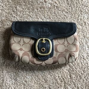 Coach small clutch