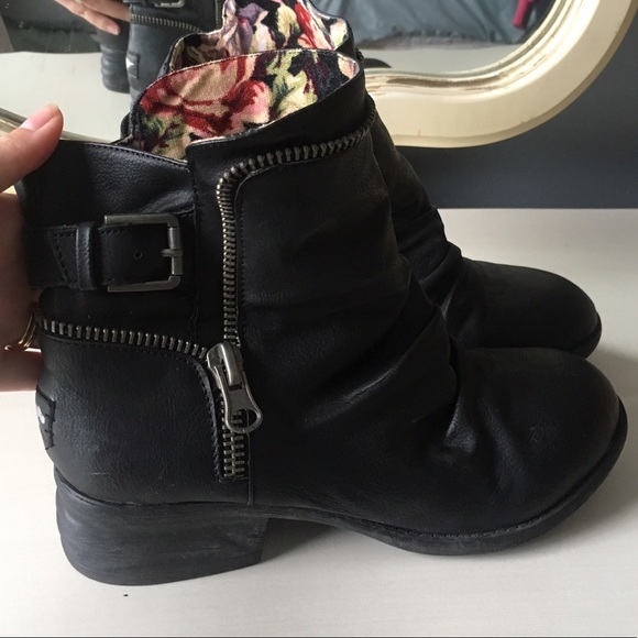 Rocket Dog Shoes - Rocket Dog Black Ankle Boots
