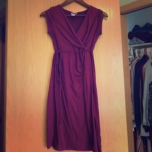 Maternity wrap dress