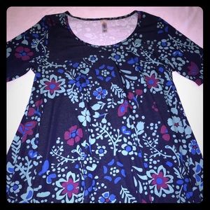 LuLaRoe size S Perfect Tee
