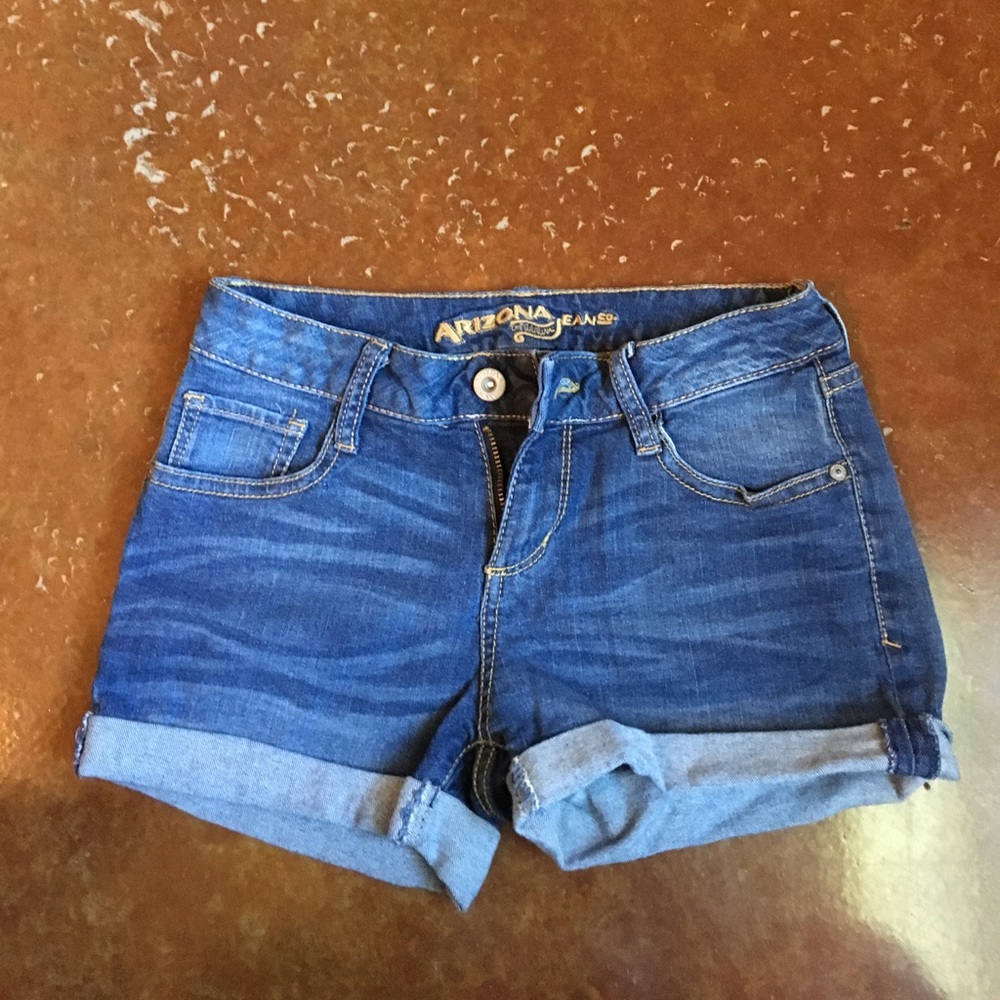 PRICE DROP! Like New Arizona jean shorts