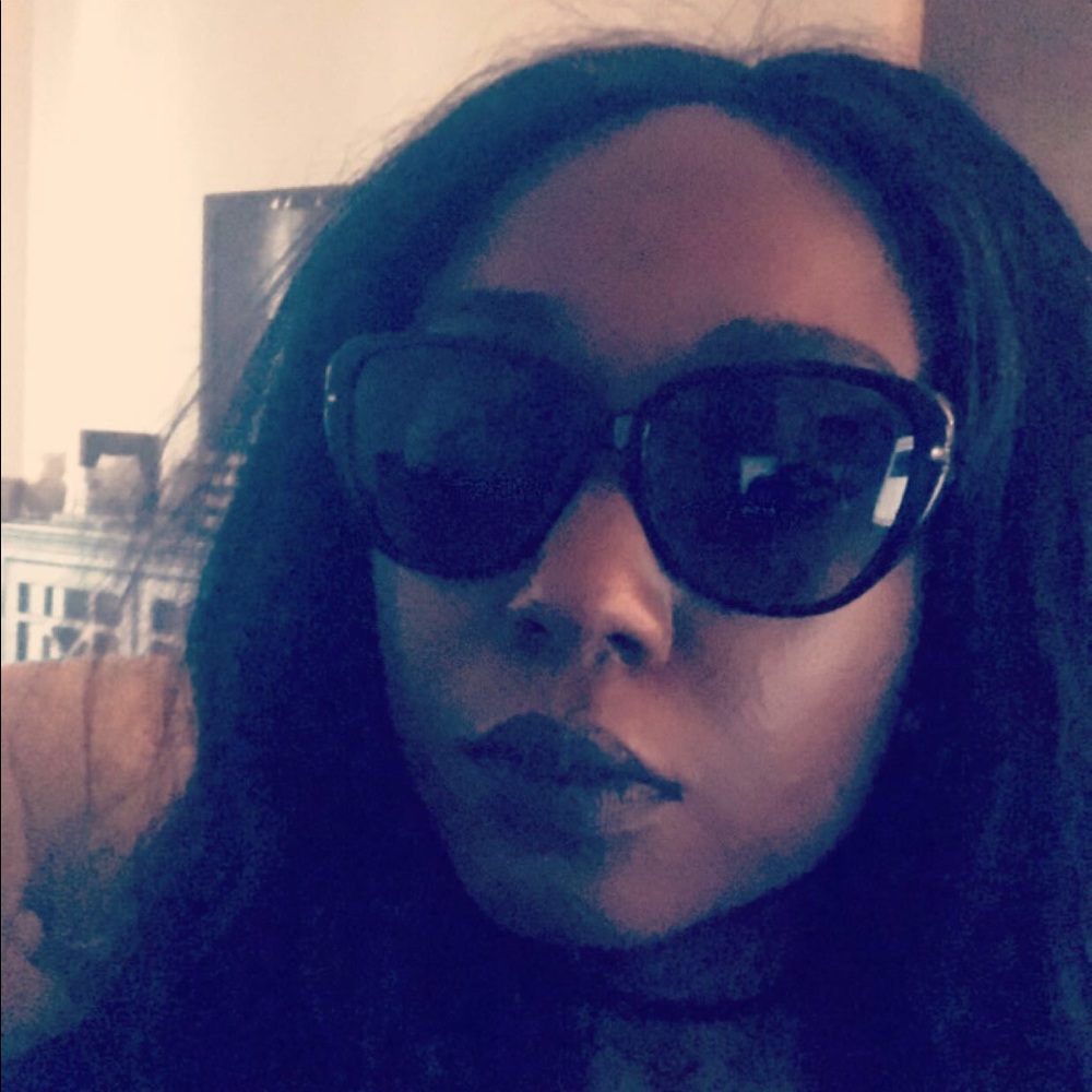 Sunglasses - Picture 3 of 3