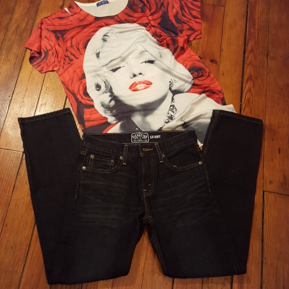 Levi Strauss & Co Skinny Jeans $18 obo