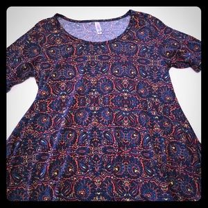LuLaRoe size M Perfect Tee