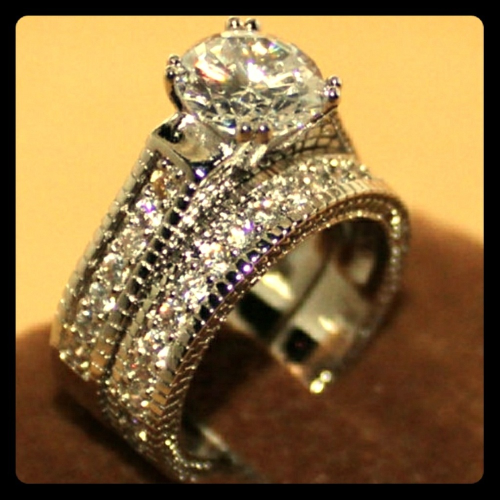 Engagement, wedding ring size 6 with band