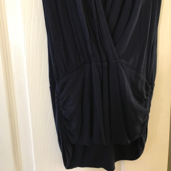 Deep V Party Tank - Picture 5 of 5