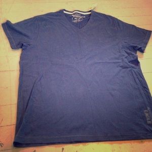 NWT AEO Men's V-Neck