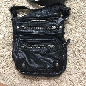 Black roxy purse
