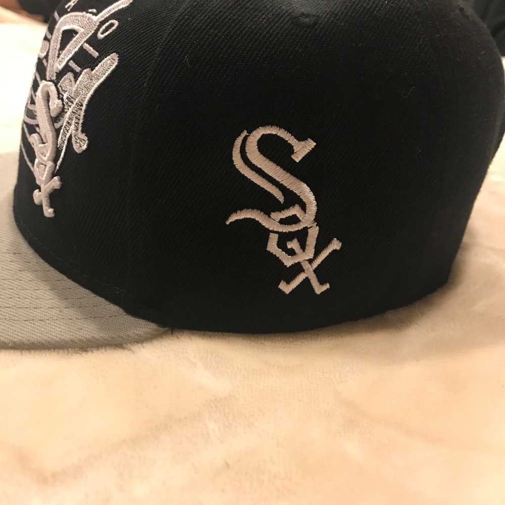 SnapBack hat - Picture 2 of 4