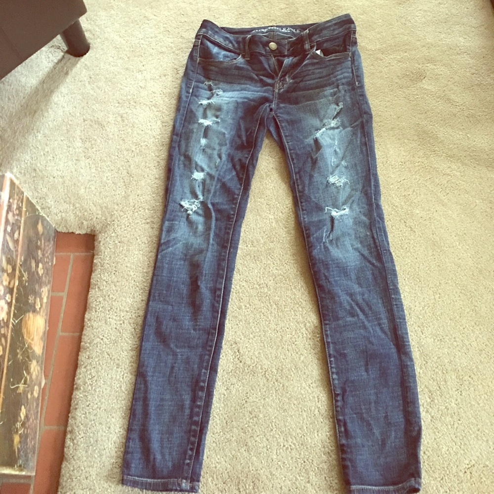 American Eagle Distressed Jeans
