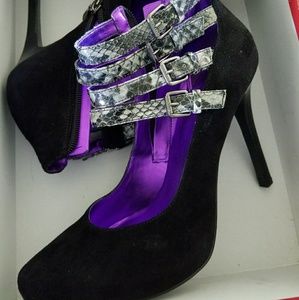 Guess brand heels