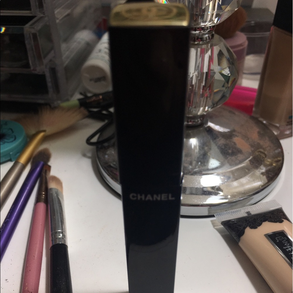 Chanel mascara