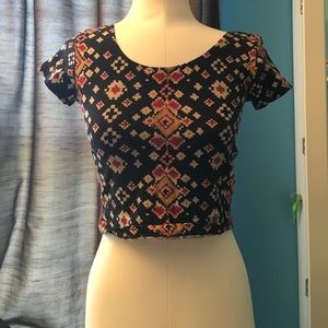 Crop top patterned