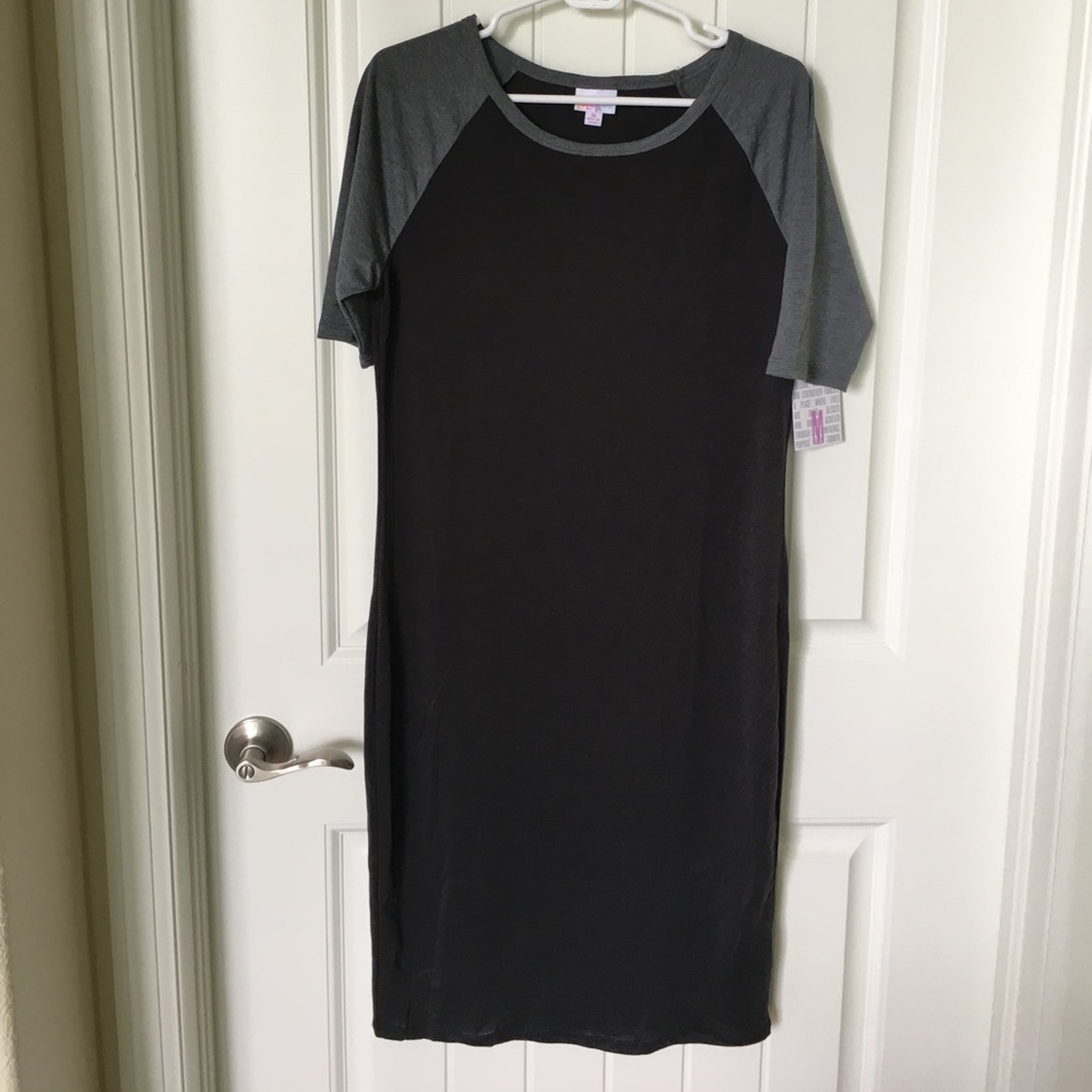 M Julia Lularoe NWT black and gray
