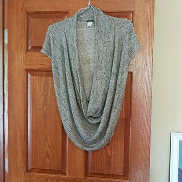 Grey layering top - Picture 2 of 3