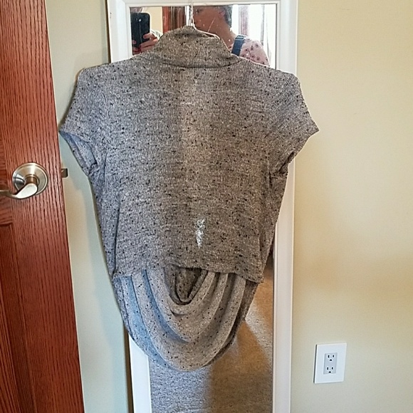 Grey layering top - Picture 3 of 3