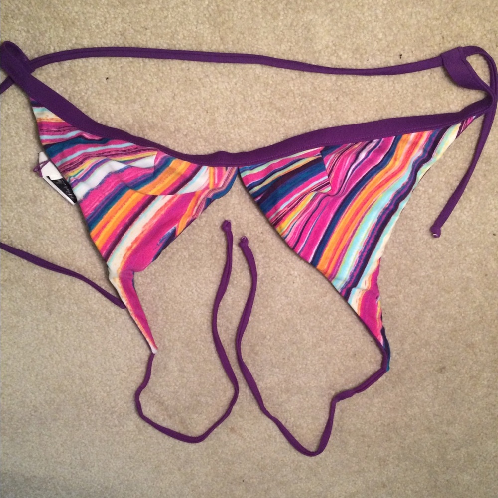 Reversible Bikini - Picture 2 of 8