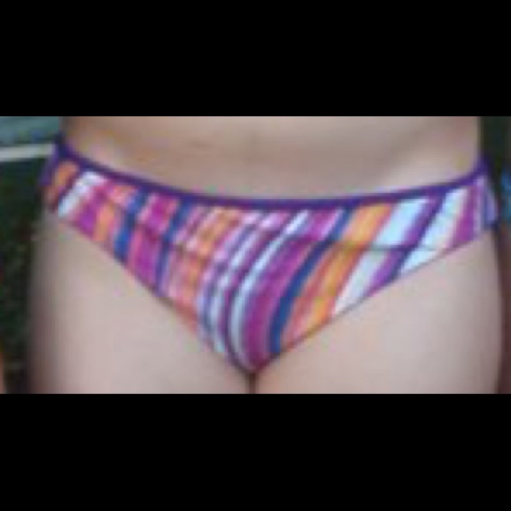 Reversible Bikini - Picture 8 of 8
