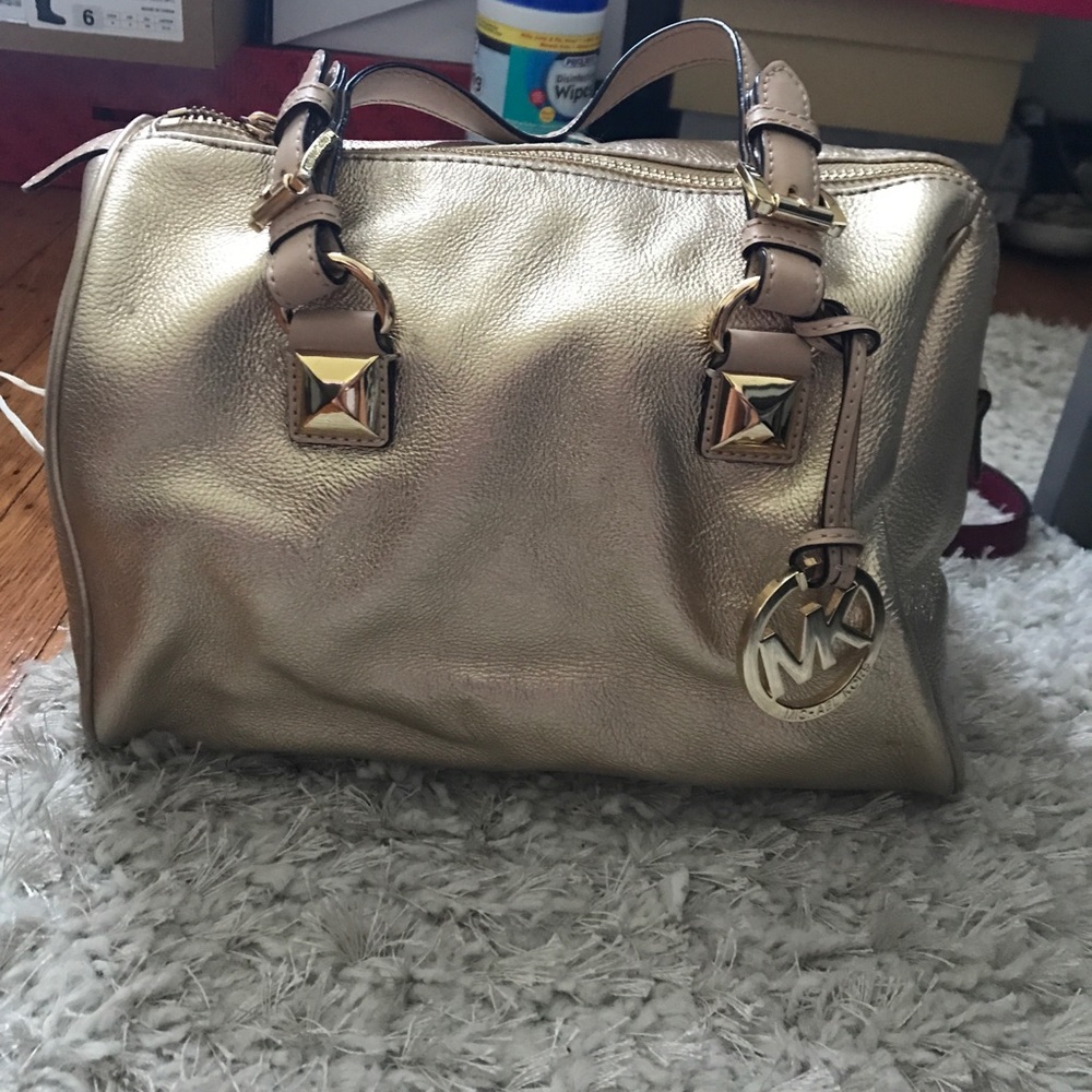 MK gold