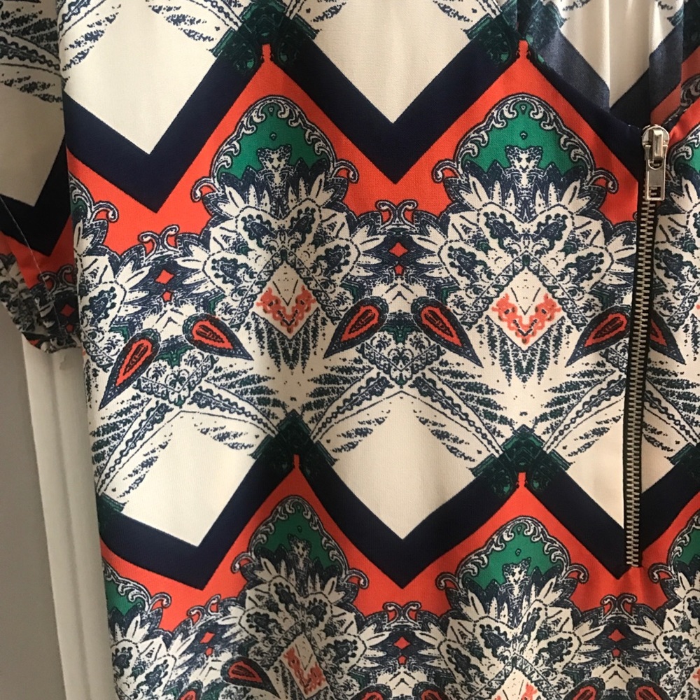 Patterned dress - Picture 2 of 4