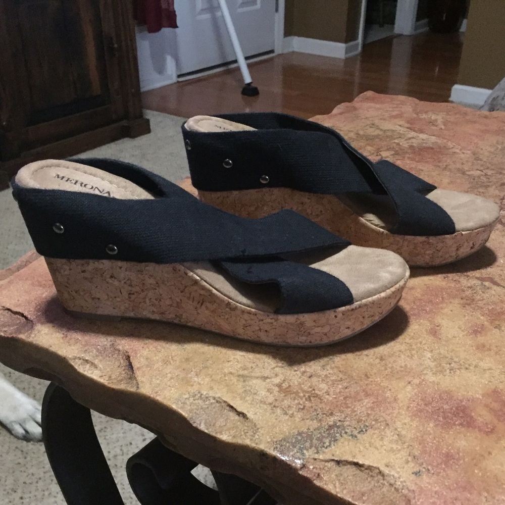 Black with cork sandals size 10