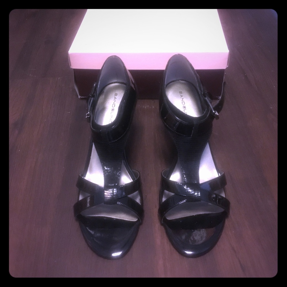 Brand new 9 1/2M black heels
