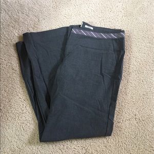 Old Navy Low Waist Stretch - Gray Dress Pants