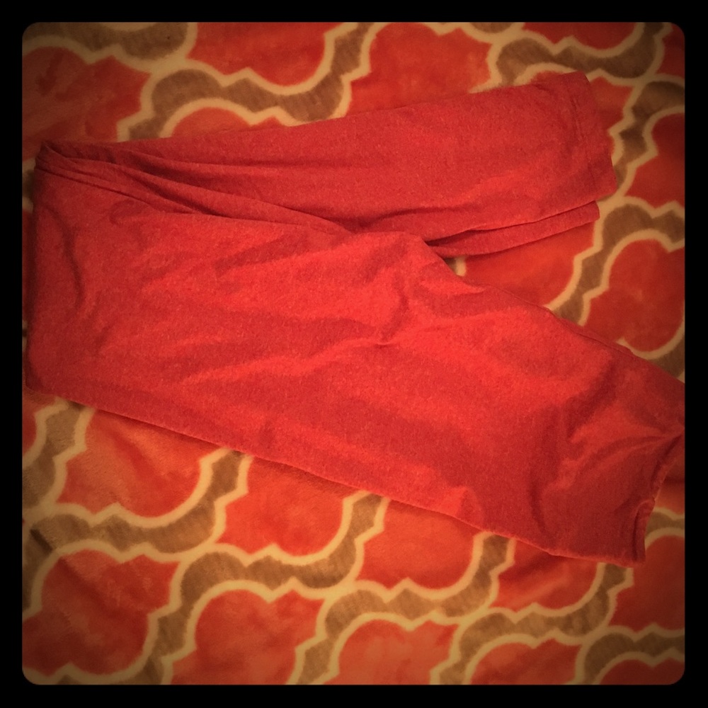 Heather red lularoe