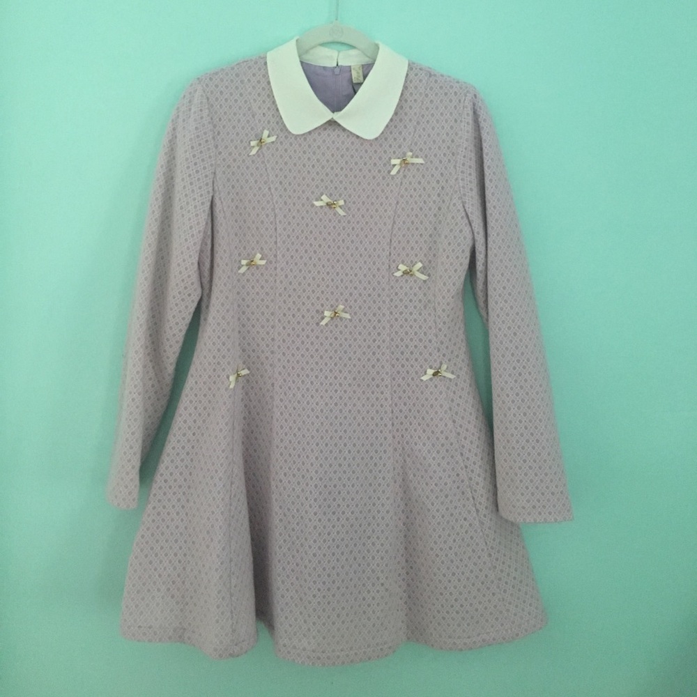 Gorgeous lavender long sleeve collared mini dress