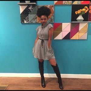 Kensie Dress. Short sleeve. Drawstring Draped.