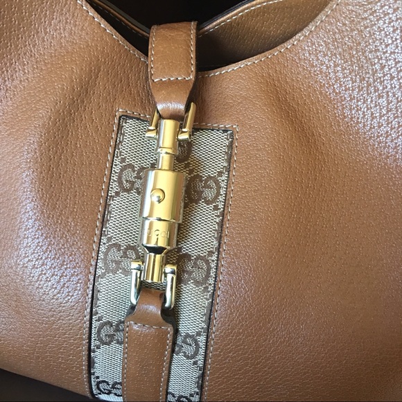 Gucci Large Hobo Bag - Picture 2 of 6