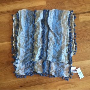 NWT LOFT Crinkle Scarf with Pompoms