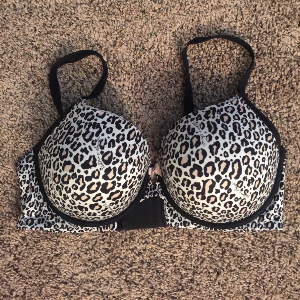 Victoria's Secret push up bra