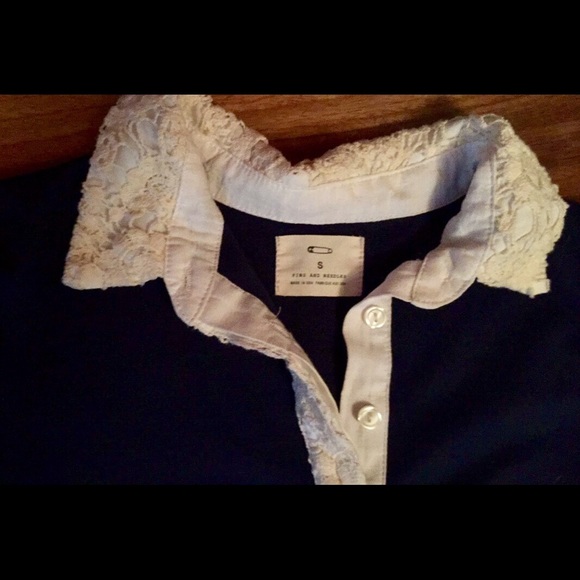 collared shirt - Picture 3 of 3