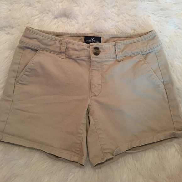 American eagle Khaki shorts - Picture 1 of 3