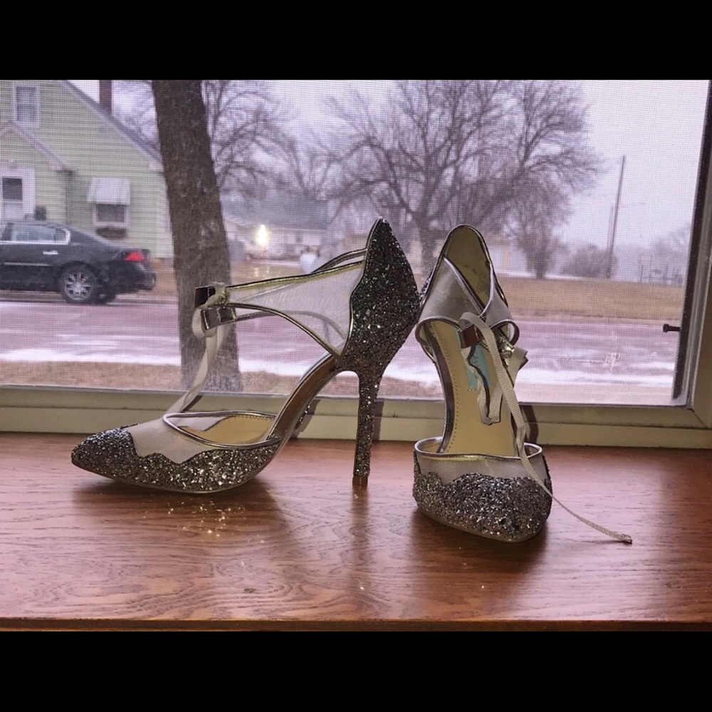 Blue by Betsey Johnson Pumps