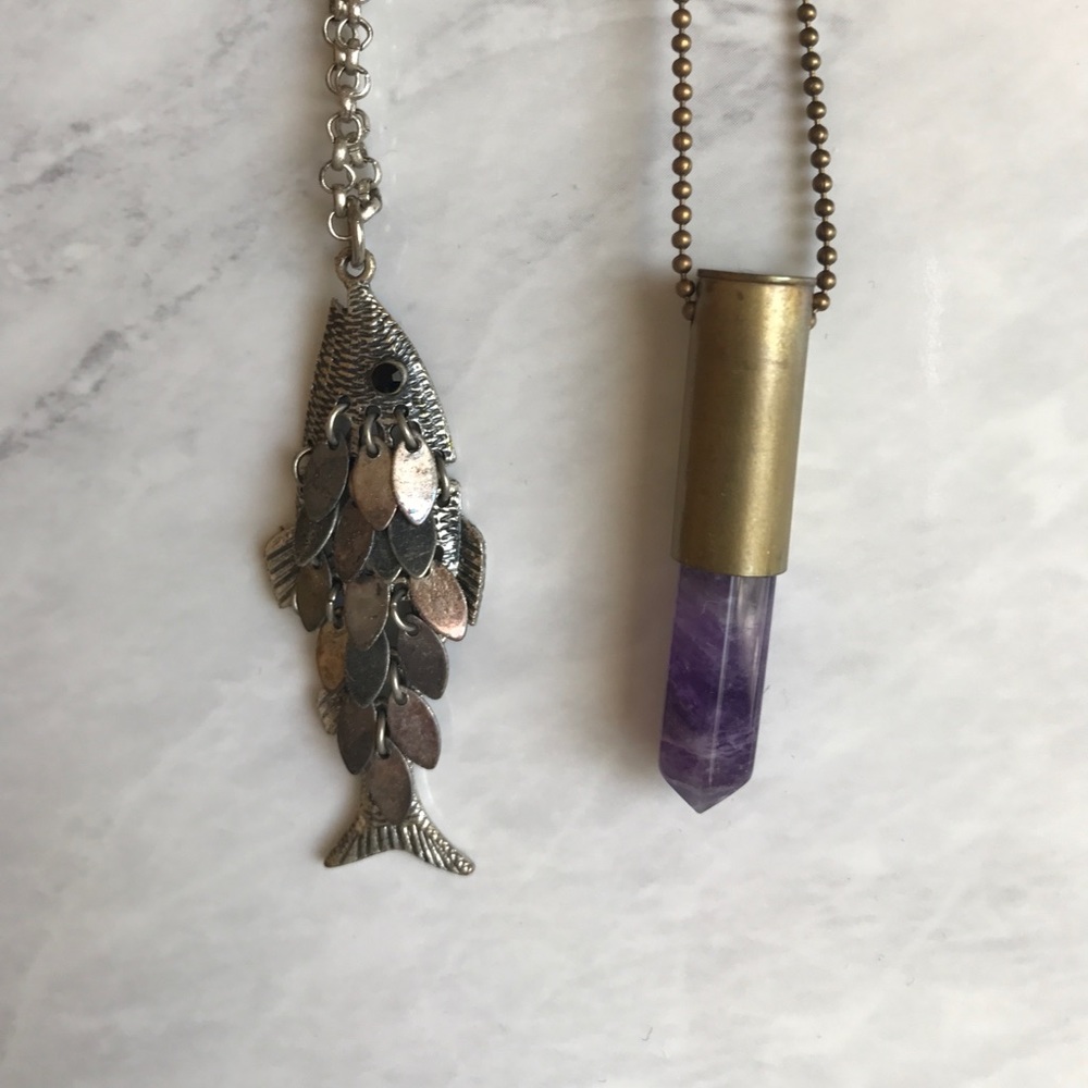 🖤Fish and Crystal Bullet She'll Case Necklaces🖤