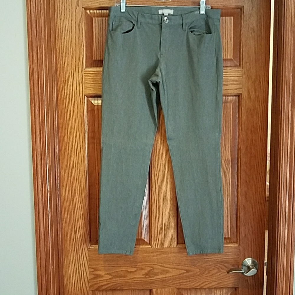 Like new grey stretchy pants