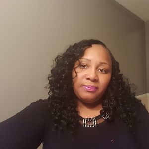 Meet your Posher, Ramona