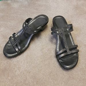 Naot Silver Snakeskin Print Sandals EUR 36 US 5