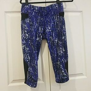 Athleta purple/black/white be free kicker